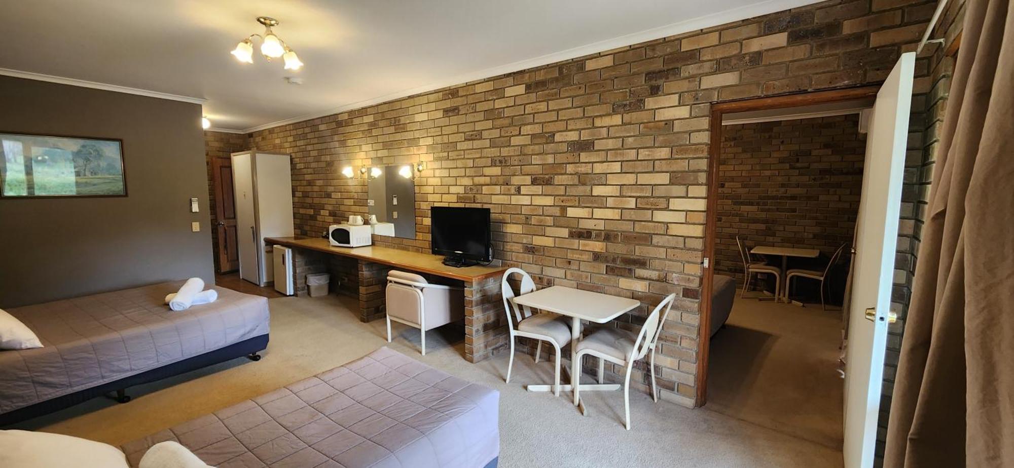Magdala Motor Lodge & Lakeside Restaurant スタウェル エクステリア 写真