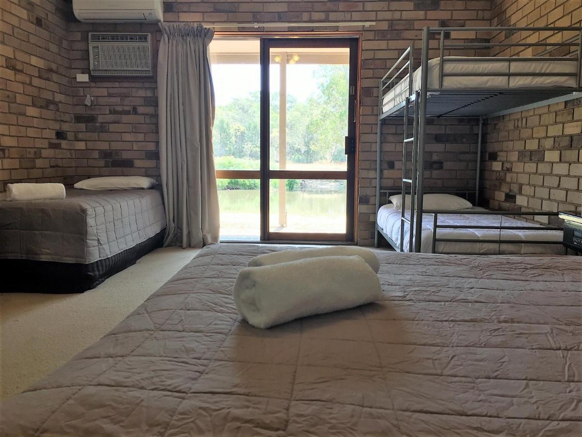 Magdala Motor Lodge & Lakeside Restaurant スタウェル エクステリア 写真