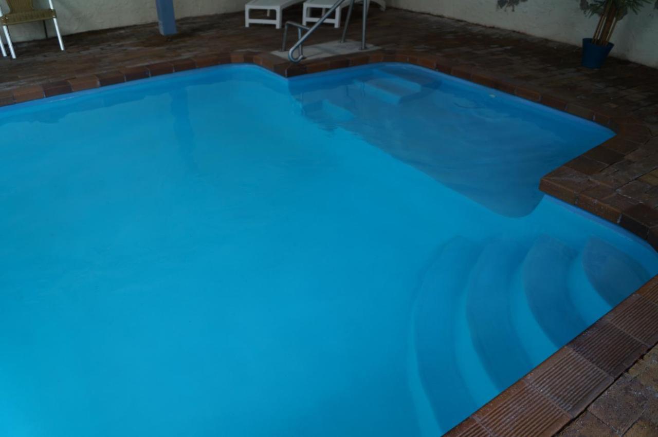 Magdala Motor Lodge & Lakeside Restaurant スタウェル エクステリア 写真